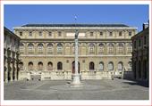 تحقیق 8 صفحه ای درباره مدرسه ی معماری بوزآر در فرانسه