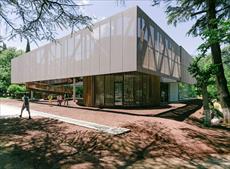 پاورپوینت کتابخانه Mtatsminda پارک در تفلیس گرجستان - در حجم 33 اسلاید
