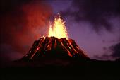 پاورپوینت آتشفشان ها و فرآیندهای آتشفشانی - شامل 49 اسلاید